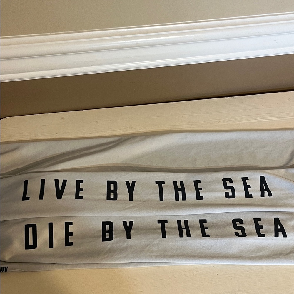 Jetty Light Gray Long Sleeve Tee